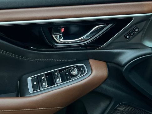 Used 2022 Subaru Outback Touring XT w/ Popular Package #2 image 13