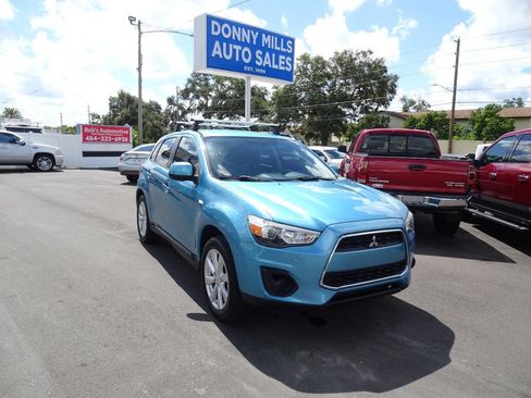 Used 2014 Mitsubishi Outlander Sport ES image 2