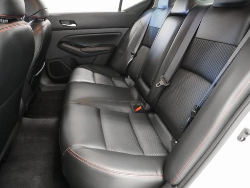 Used 2023 Nissan Altima 2.5 SR image 15