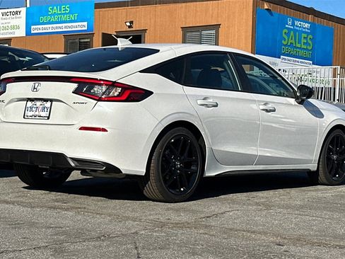 New 2025 Honda Civic Sport image 4