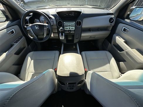 Used 2011 Honda Pilot LX image 29