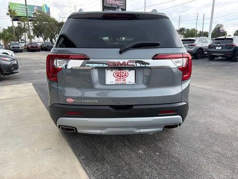 Used 2021 GMC Acadia SLT w/ Technology Package FWD image 7