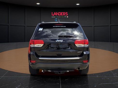 Used 2018 Jeep Grand Cherokee Limited image 3
