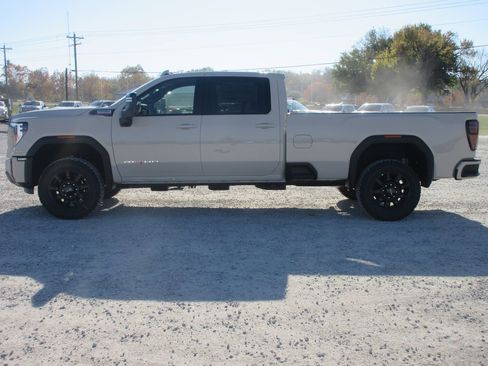 New 2026 GMC Sierra 3500 AT4 image 10