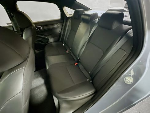 Used 2022 Honda Civic Sport image 24