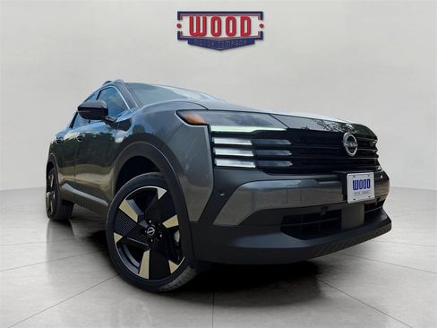 New 2026 Nissan Kicks SR w/ Cold Weather Package image 6