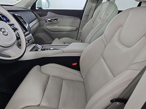 Used 2022 Volvo XC90 T8 Inscription w/ Advanced Package image 21