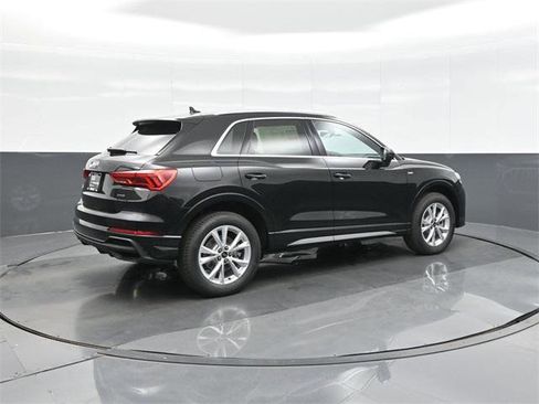 New 2025 Audi Q3 2.0T Premium image 7