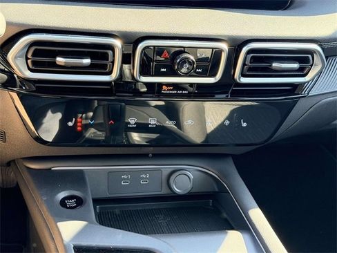 New 2026 Nissan Sentra SV w/ SV Convenience Package image 22