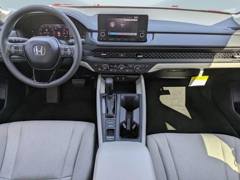 Certified 2025 Honda Accord SE image 15