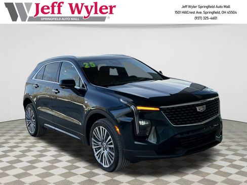 Used 2025 Cadillac XT4 Premium Luxury w/ Technology Package image 1
