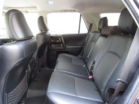 Used 2022 Toyota 4Runner Limited AWD/4WD image 15