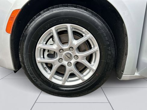 Used 2023 Chrysler Voyager LX FWD image 31