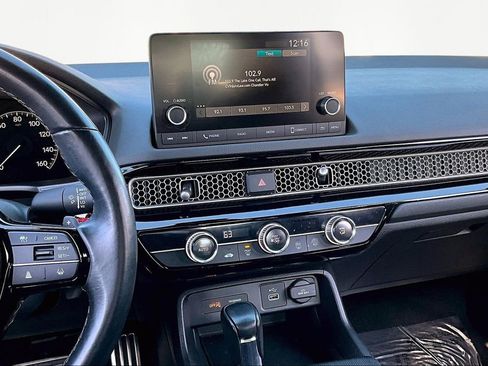 Used 2023 Honda Civic Sport image 10