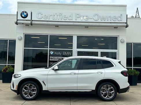 Used 2023 BMW X3 xDrive30i w/ Premium Package AWD/4WD image 5