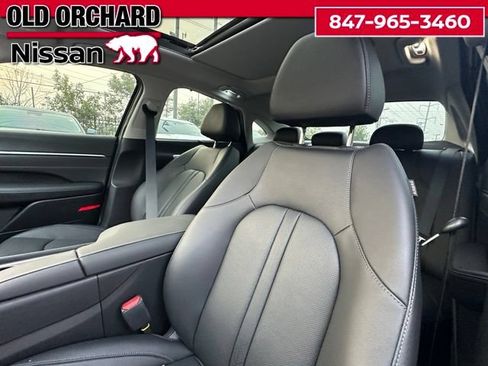 Used 2025 Hyundai Sonata Limited FWD image 15