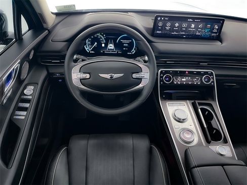 Used 2023 Genesis GV80 2.5T w/ Prestige Package image 29