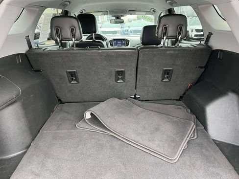 Used 2020 GMC Terrain SLT w/ Preferred Package image 7