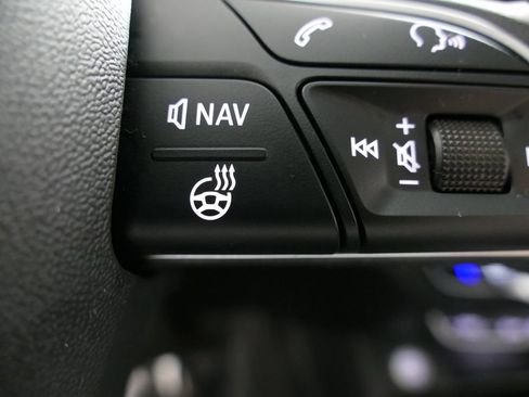 Used 2019 Audi Q5 Prestige AWD/4WD image 19