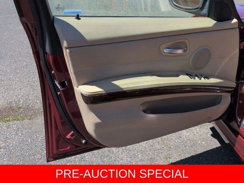 Used 2011 BMW 328i Sedan RWD image 9