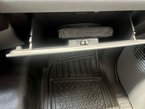 Used 2013 Ford F250 XL image 28