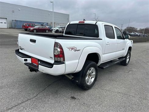 Used 2012 Toyota Tacoma 4x4 Double Cab image 4