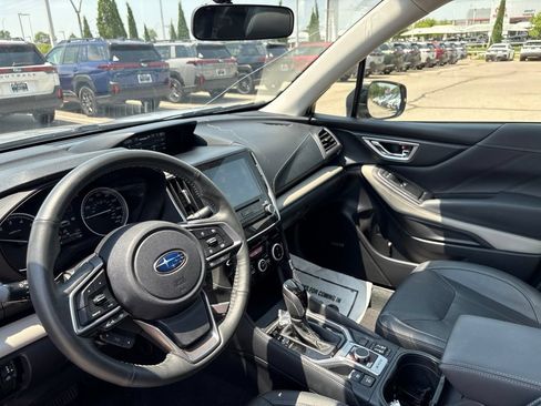 Used 2023 Subaru Forester Limited AWD/4WD image 4