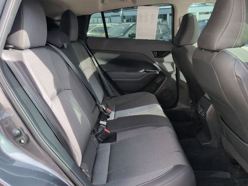 Used 2024 Subaru Crosstrek 2.0i Premium image 16
