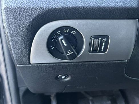 Certified 2017 Dodge Durango R/T w/ Technology Group image 17