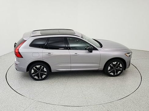 New 2026 Volvo XC60 B5 Plus w/ Protection Package Premier AWD/4WD image 16