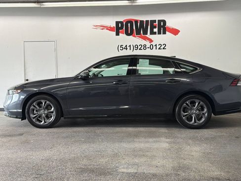Used 2025 Honda Accord EX-L image 6