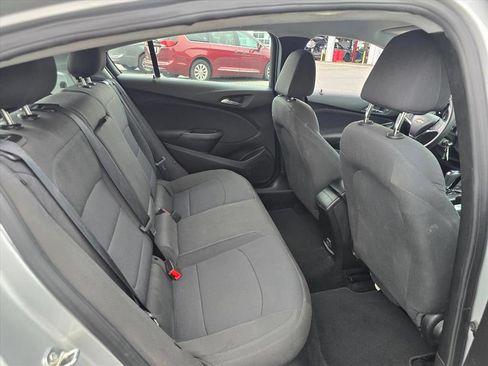 Used 2019 Chevrolet Cruze LT FWD image 13