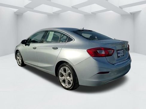 Used 2017 Chevrolet Cruze Premier w/ Enhanced Convenience Package image 7