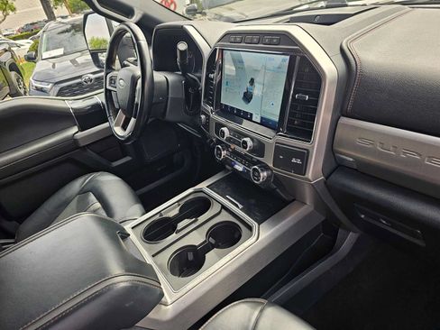 Used 2022 Ford F350 Platinum AWD/4WD image 11