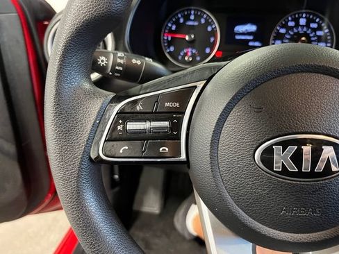 Used 2021 Kia Forte LXS FWD image 25