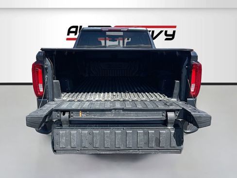 Used 2021 GMC Sierra 1500 SLT w/ SLT Premium Package AWD/4WD image 26