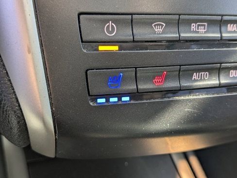 Used 2017 Lincoln MKC Reserve image 24