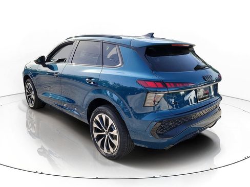 New 2026 Audi Q3 quattro 2.0T AWD/4WD image 3