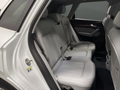 Used 2023 Audi Q5 2.0T Premium Plus w/ Premium Plus Package image 32