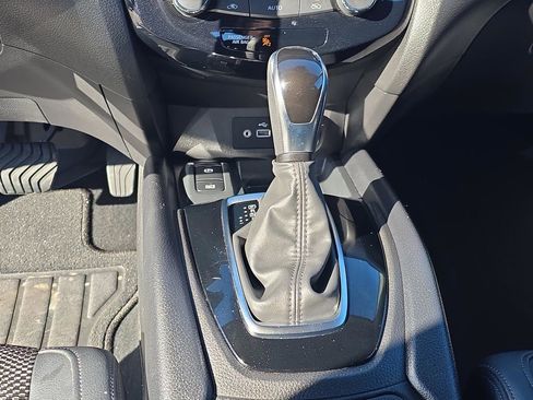 Used 2022 Nissan Rogue Sport SV w/ Technology Package image 19