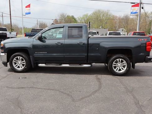Used 2018 Chevrolet Silverado 1500 LT w/ All Star Edition image 25