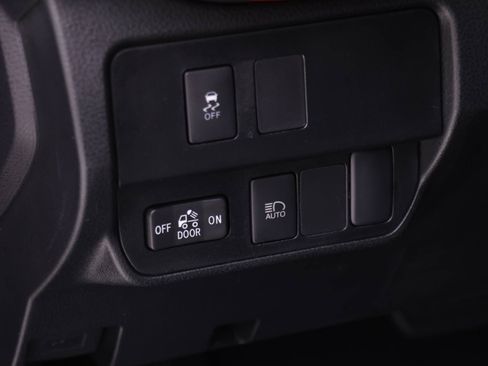 Certified 2022 Toyota Tacoma SR image 14