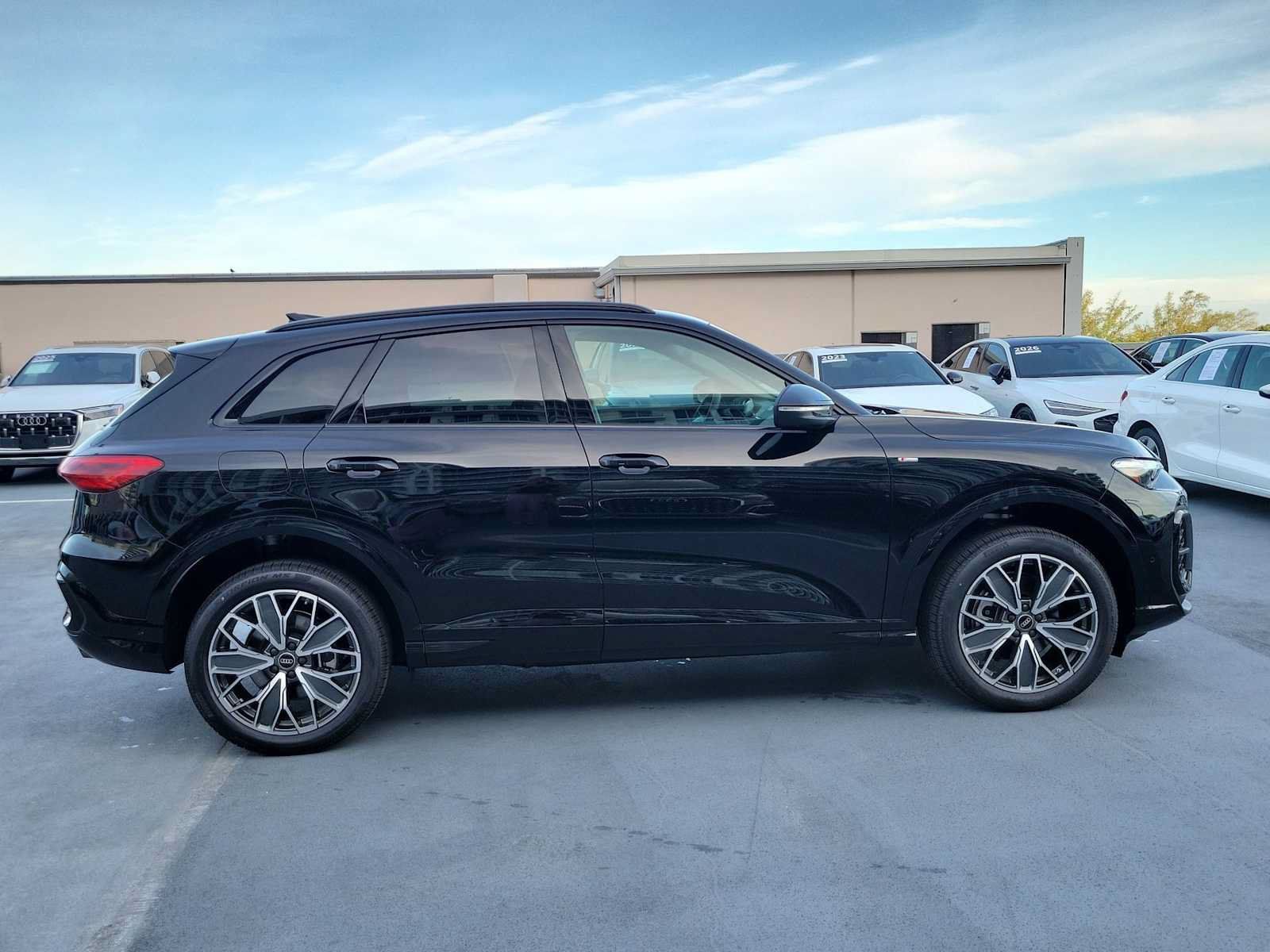New 2026 Audi Q5 Premium Plus AWD/4WD image 7