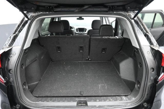 Used 2023 GMC Terrain SLE AWD/4WD image 7