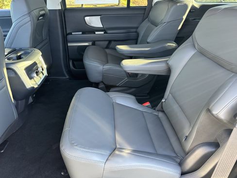 New 2026 Ford Expedition Active image 19