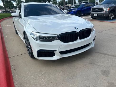 Used 2019 BMW 540i w/ M Sport Package RWD image 2