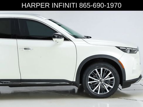 Used 2023 INFINITI QX60 Sensory w/ Vision Package FWD image 52