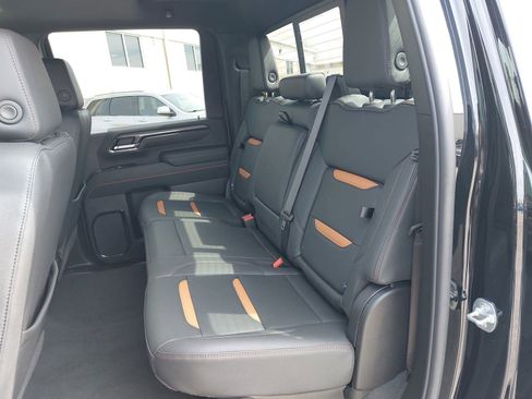 Used 2025 GMC Sierra 3500 AT4 w/ AT4 Premium Plus Package image 15