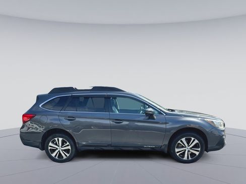Used 2019 Subaru Outback 2.5i Limited w/ Popular Package #2 image 29