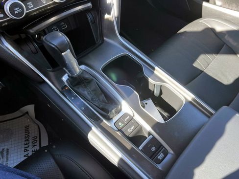Certified 2022 Honda Accord Sport Special Edition image 21